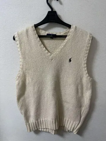 Ralph Lauren 아이보리 V넥 슬리브리스 스웨터 150