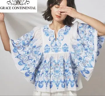 GRACE CONTINENTAL 자수 플레어 슬리브 상의