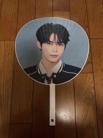 ZEROBASEONE ZB1 송한빈 부채