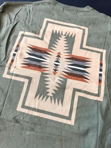 Pendleton 기하학 패턴 티셔츠 올리브 그린