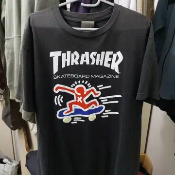 트레셔 스케이트보드 티셔츠 블랙