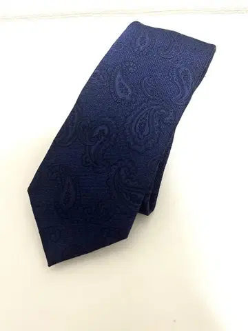 Maker's Shirt KAMAKURA 네이비 페이즐리 넥타이
