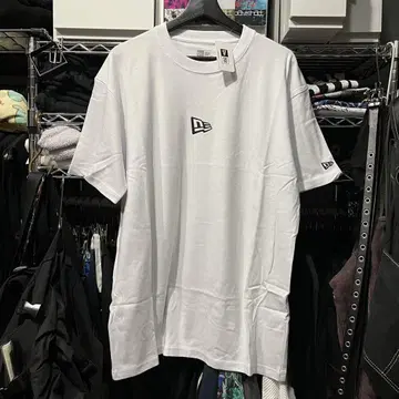 NEW ERA 뉴에라 플래그 로고 반팔 티셔츠 화이트 XL