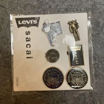 Sacai x Levis 아오야마 점 한정판 핀즈 골드
