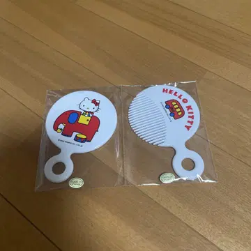 헬로키티 빗과 거울 세트