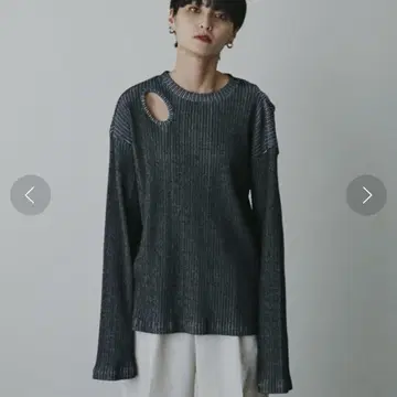 ROSE BUD mici 서클 컷오프 풀오버 블랙