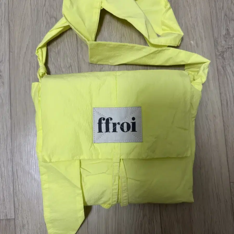 ★送料・関税込★ffroi★delpy bag★ffroi fleecy bag ★S size Lotte Duty Free