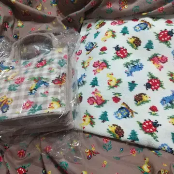 새상품 B품 페이러 하이디 쁘띠 바스 하이디 체크 백