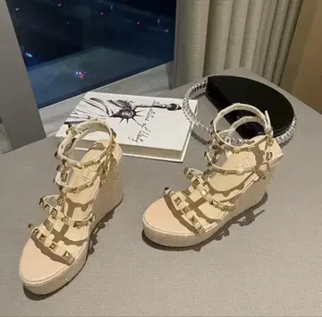 웨지 샌들