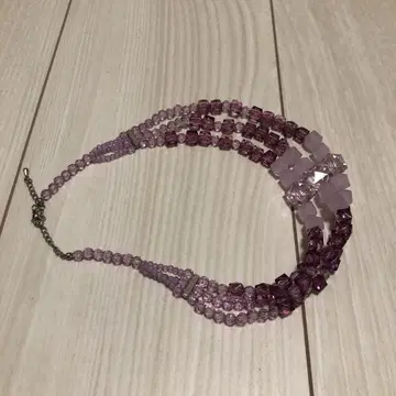 보라색 다층 비즈 목걸이