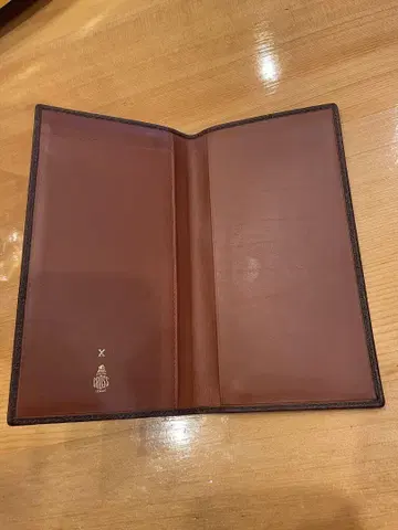 브라운 가죽 장지갑