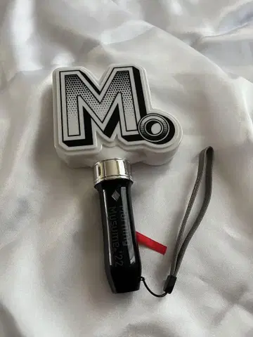 모닝구 무스메. '22 응원봉