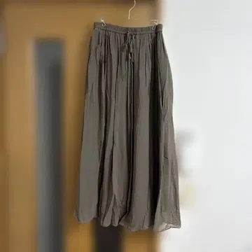 프레임워크 브라운 플리츠 롱 스커트