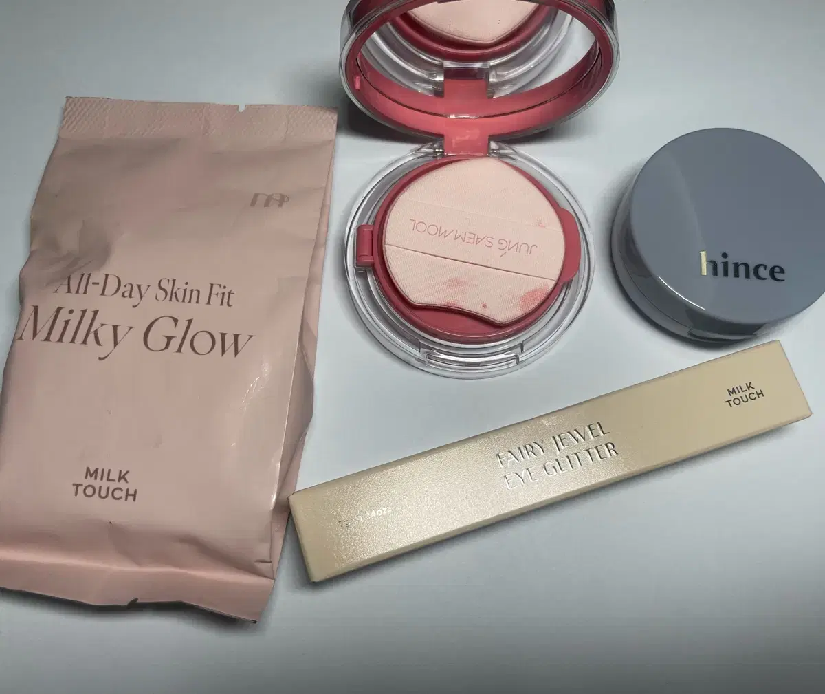 Milktouch Milky Glow Cushion 21 Rosy Ivory Refill + Eye Glitter
