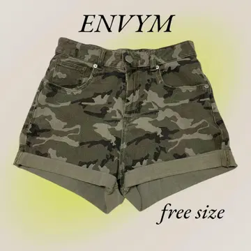 ENVYM 롤업 카모 패턴 숏팬츠 프리 사이즈