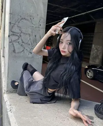 레이디 스트링 크롭 셔츠를 녹여보세요