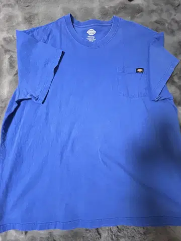 데키즈 티셔츠