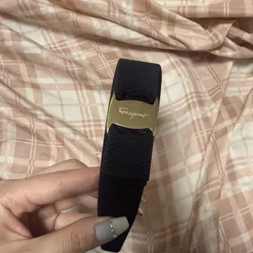 페라가모 Ferragamo 머리띠 블랙 검정