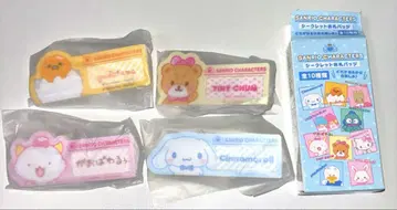 산리오 캐릭터즈 시크릿 명찰 배지