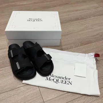 새상품 AlexanderMcQUEEN 하이브리드 슬라이드