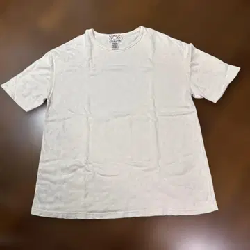 EVISU 100% 코튼 티셔츠 사이즈 42