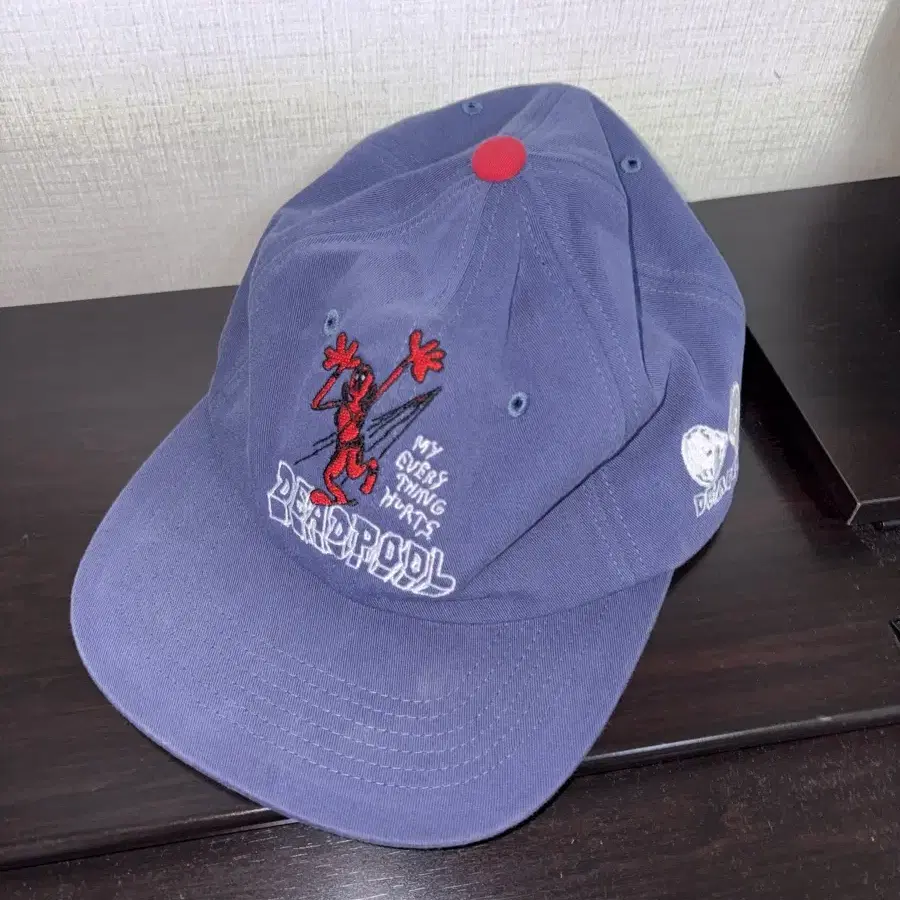 ★23SS★【YESEYESEE】★Y.E.S x Deadpool Ca.p★キャップ★ ☆23SS☆【YESEYESEE】☆Y.E.S x Deadpool Ca.p☆キャップ