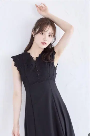 tocco closet 허리 리본 코튼 컷워크 레이스 자수 원피스