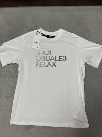 우노피우노우과레토레 1PIU1UGUALE3RELAX 티셔츠 L 미사용