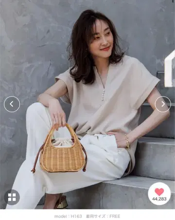Emma Taylor 이지케어 펄 버튼 키 넥 블라우스 새상품