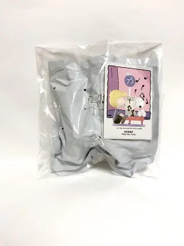 팝마트 PEANUTS 스누피 75주년 기념 피규어