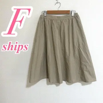 ships 베이지 플레어 스커트 무릎 기장  예쁜 코디  오피스 캐주얼