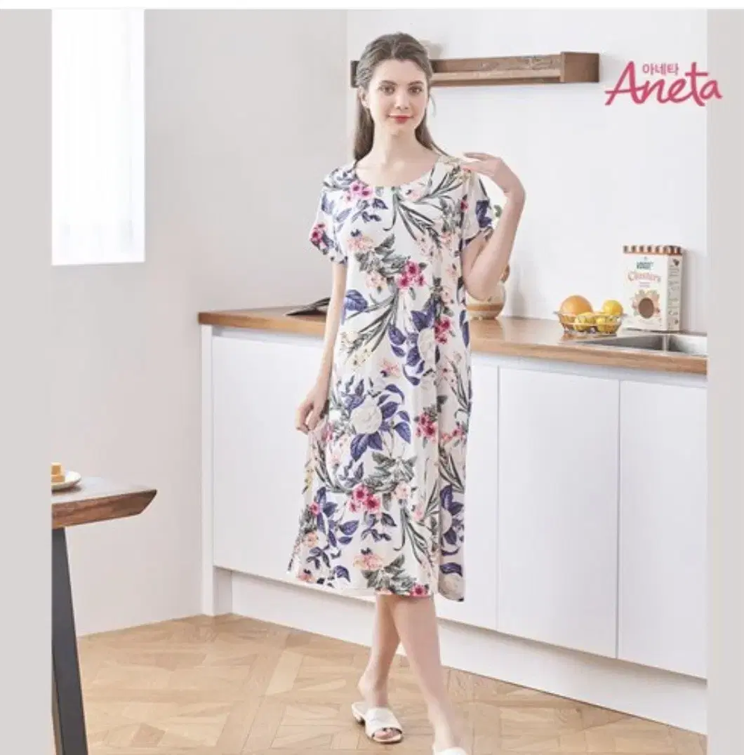 (Shinyoung Wacoal) Anetta Silk Touch Onepiece New Product