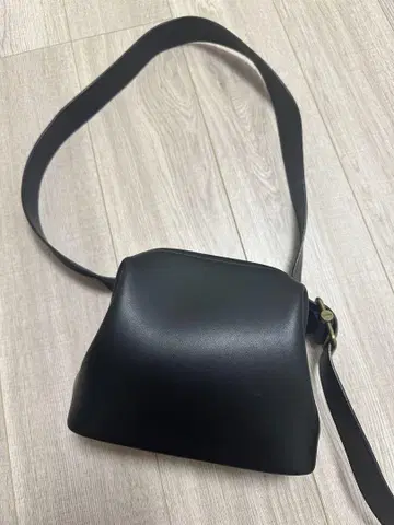 오소이 미니 브로트 블랙