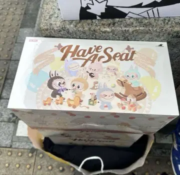 LABUBU THE MONSTERS Have a Seat 봉제 인형