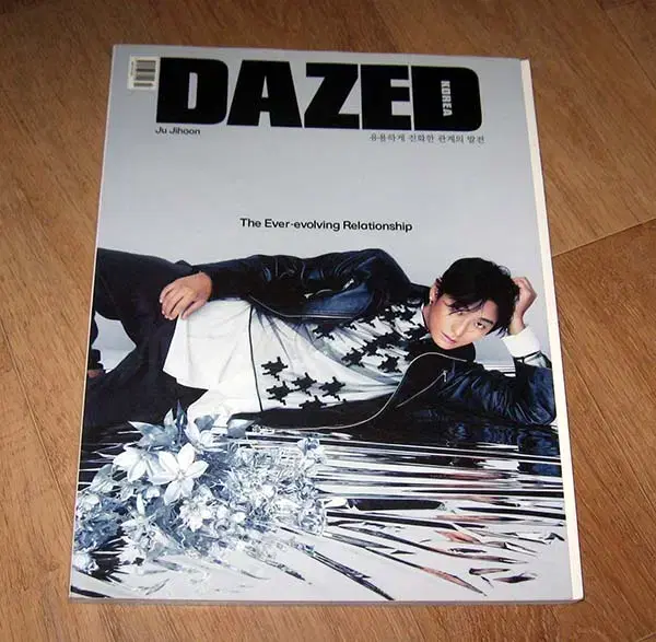 Joo Ji-hoon 2022 Dazed Magazine #185 / Le Sserafim