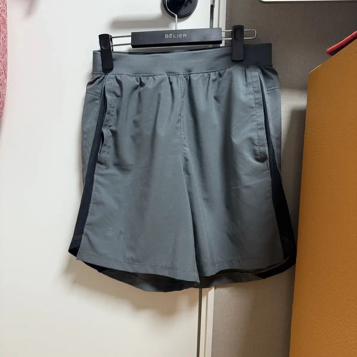 [ Under Armour Pants M ]