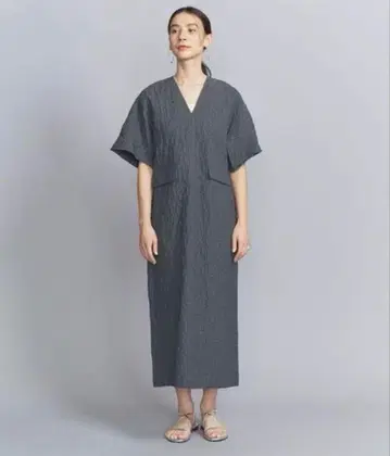 자카드 V넥 원피스