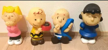 스누피 빈티지 소프트 비닐 인형 4종 세트