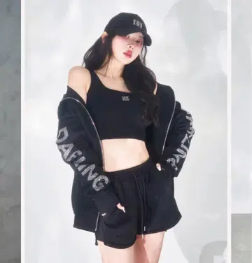 다리치 Darich 크리스탈 로고 빅 후드티