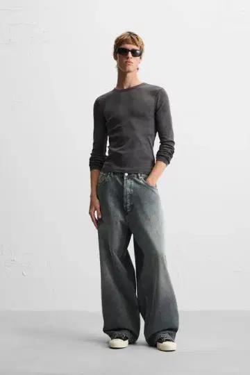 ZARA 자라 슈퍼 배기 핏 청바지 EU42 JP32 완판템