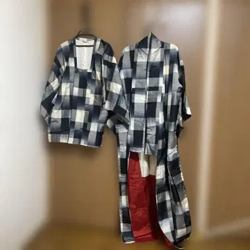 이로도메소데 겉옷, 블랙과 화이트 체크 무늬