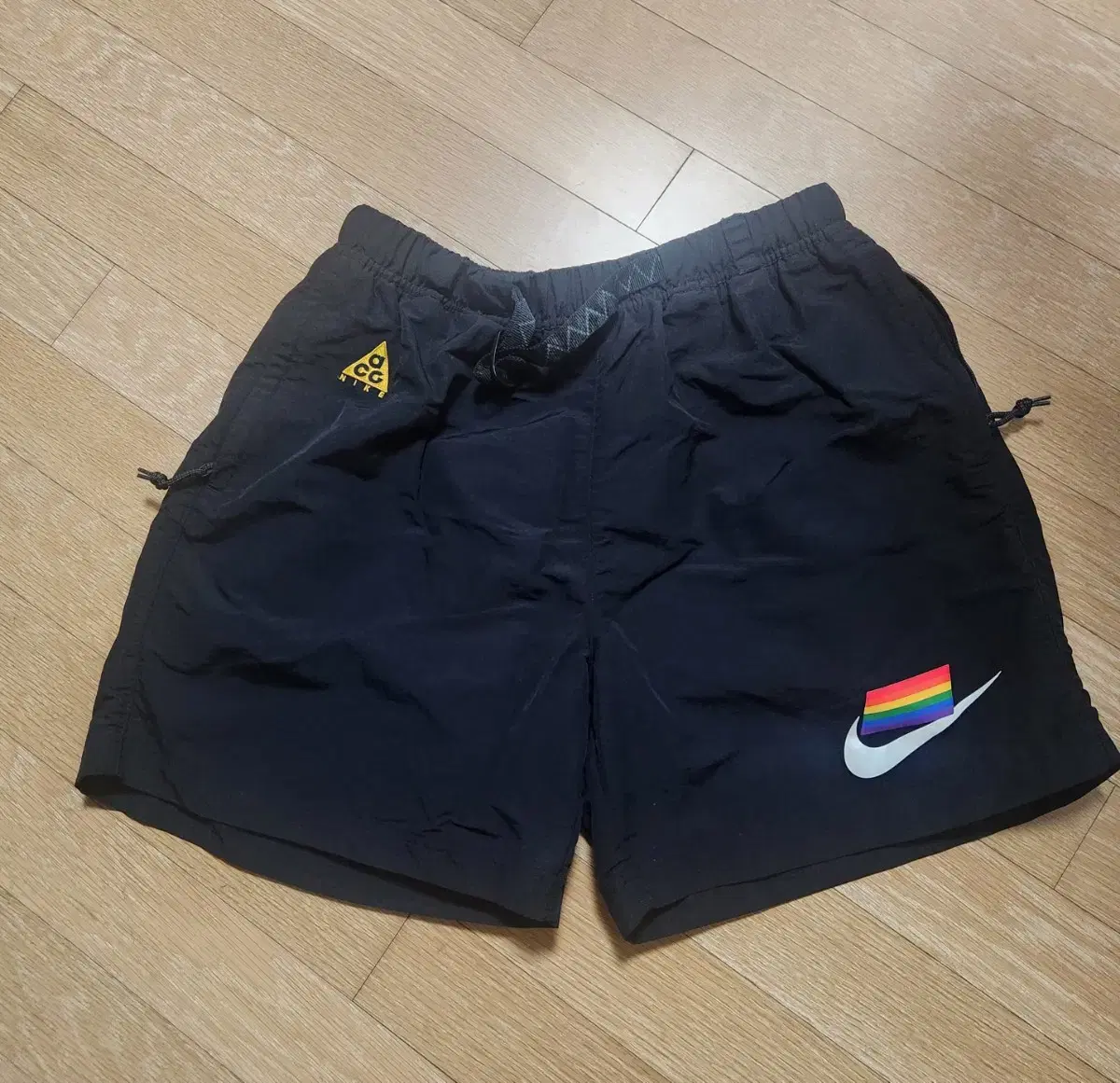 Nike ACG x Beetlewoven Shorts, golden size M