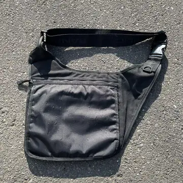00s Banana Republic 블랙 바디백