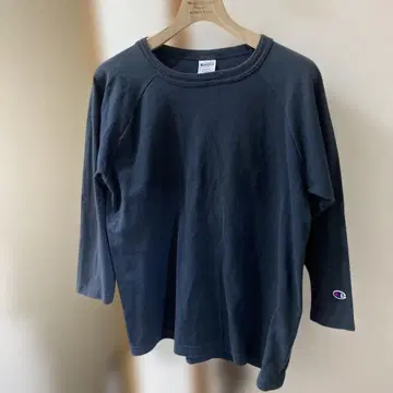 Champion T1011 블랙 M 사이즈 7부 소매 티셔츠