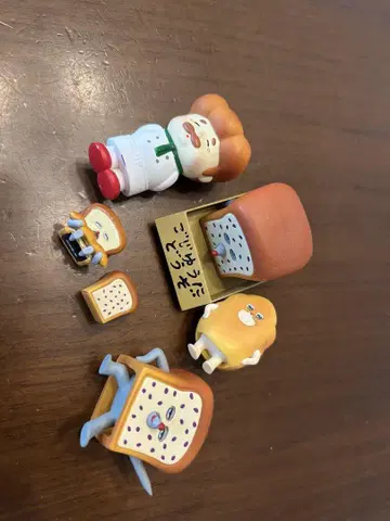 빵 도둑 피규어 세트