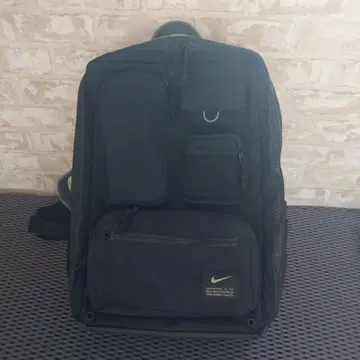 Nike 블랙 백팩