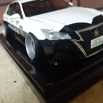 완성품 프라모델