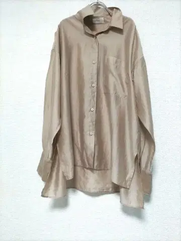 IENA 이에나 광택 베이지 긴팔 시어 블라우스 셔츠 새상품급