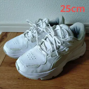 새상품급 푸마 오키드 스니커즈 25cm