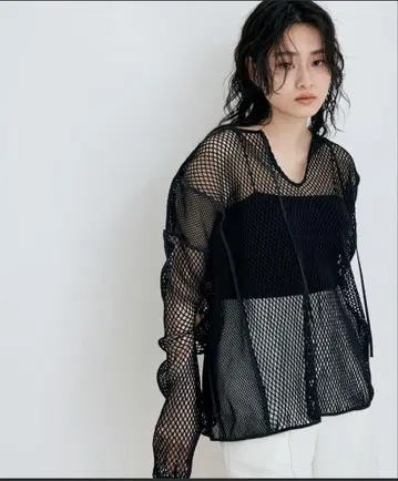 블랙 메쉬 긴팔 상의